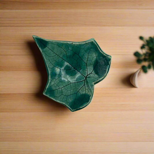 Small Green Leaf Trinket Dish